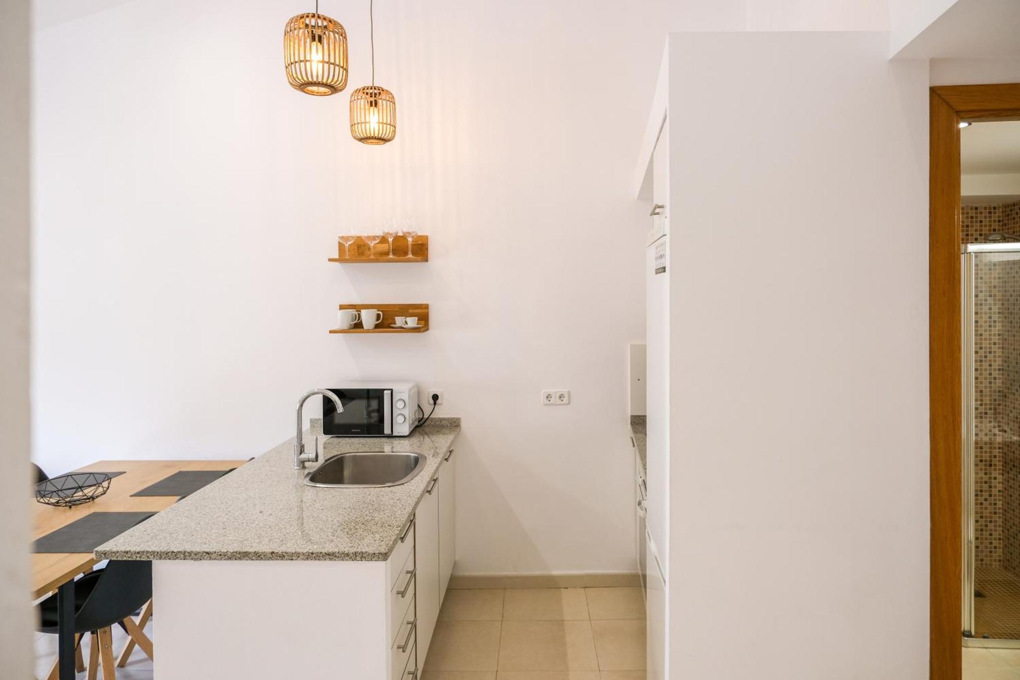 Ca Leudald 3 Apartamento En Besalu Con Terraza Eksteriør bilde
