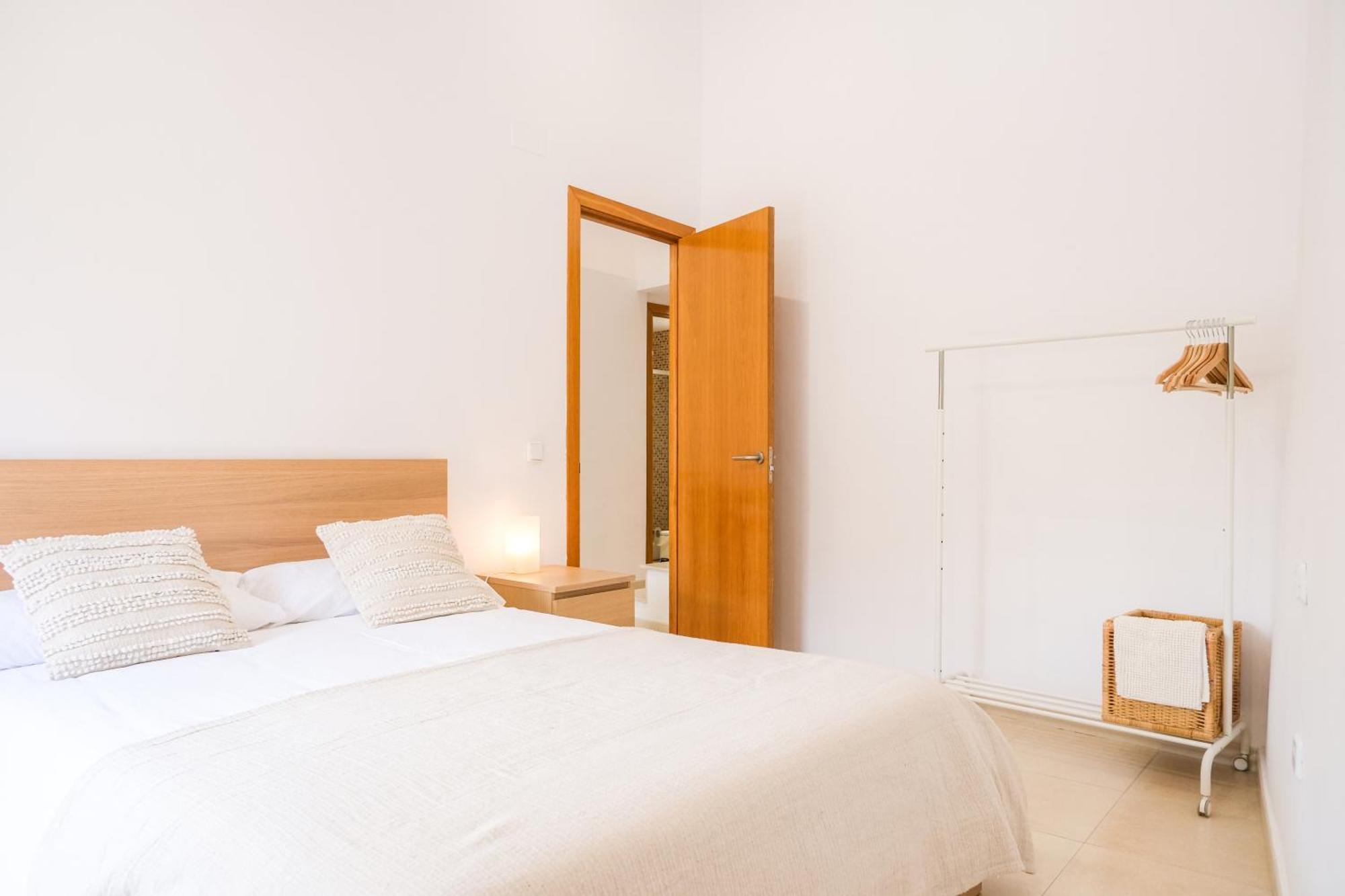 Ca Leudald 3 Apartamento En Besalu Con Terraza Eksteriør bilde