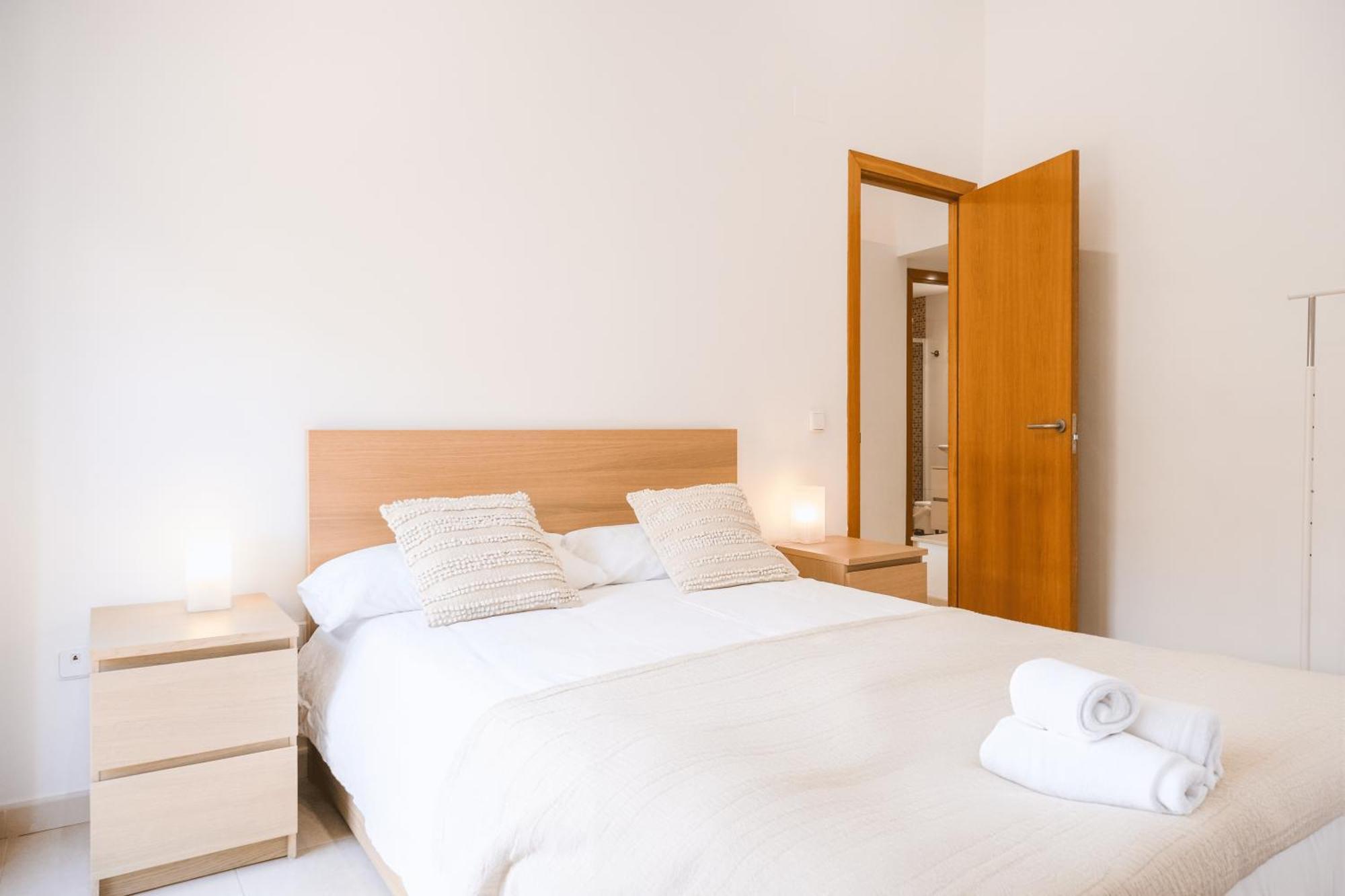 Ca Leudald 3 Apartamento En Besalu Con Terraza Eksteriør bilde